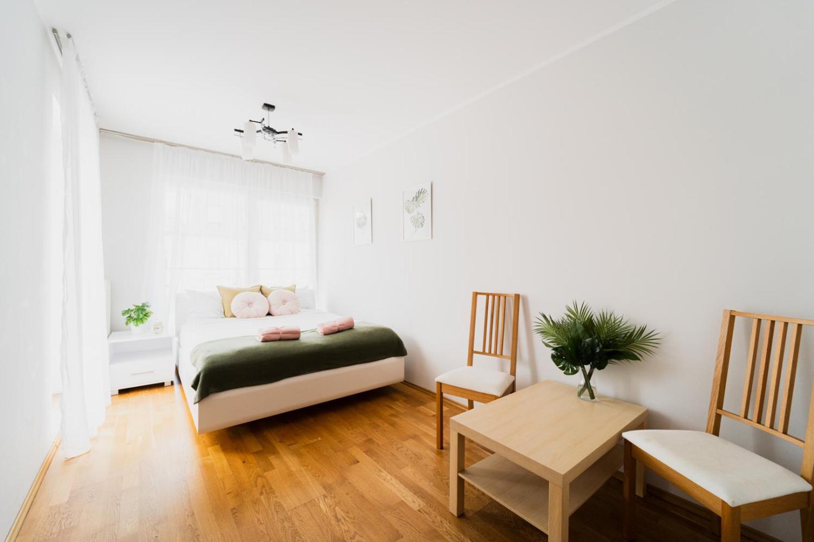 Apart City Center - 3 Rooms - Parking Place Breslau Exterior foto
